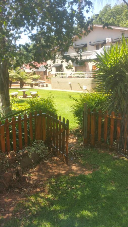 125 On Van Buuren Road Guest House Johannesburg Zewnętrze zdjęcie